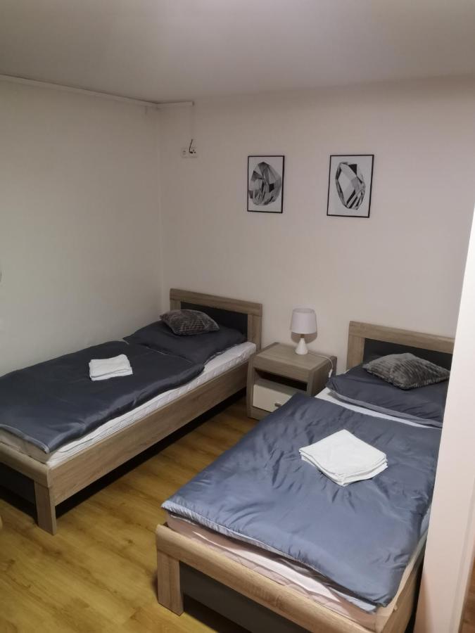 Penzion Ubytovani U Parku S Parkovistem Česká Lípa Extérieur photo
