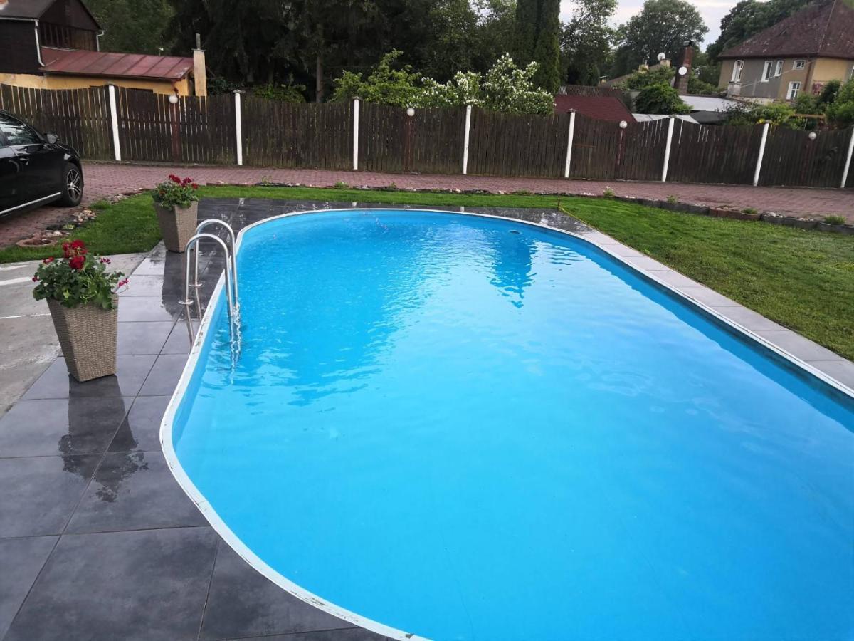Penzion Ubytovani U Parku S Parkovistem Česká Lípa Extérieur photo