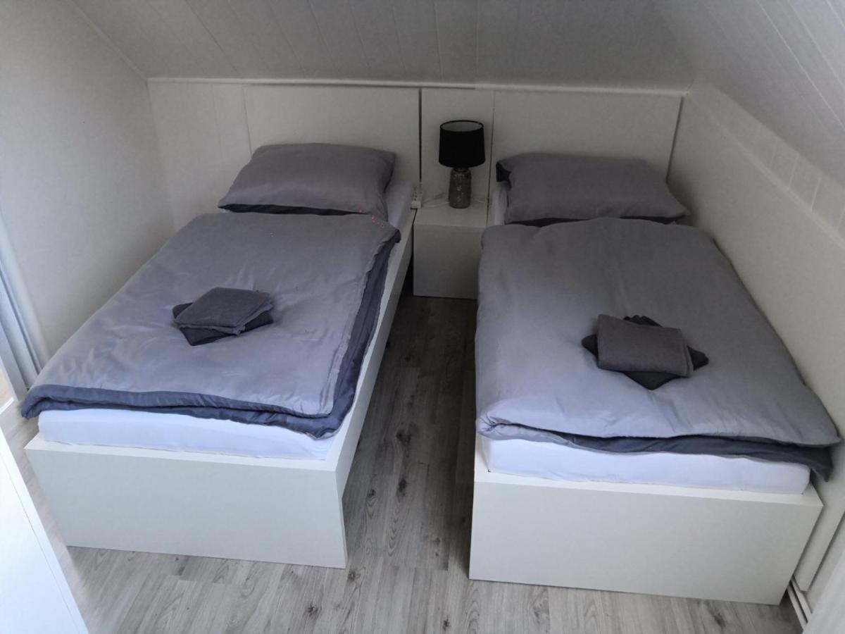 Penzion Ubytovani U Parku S Parkovistem Česká Lípa Extérieur photo